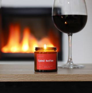 👨🏻‍🚒 Za mě jedna z nejzajímavějších vůní, co mam. Tak trochu krb, dřevo, kůže a špetka něčeho, co se nedá popsat. Horská...