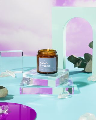 Základní tutoriál na to nefláknout nejbližším předmětem o zeď. Á nádech, áá výdech. Svíčka je skvělá součást zklidňujícího...